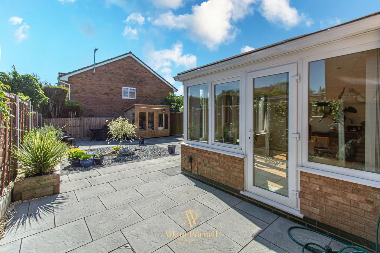 Newquay Close, Hinckley, LE10, photo 13