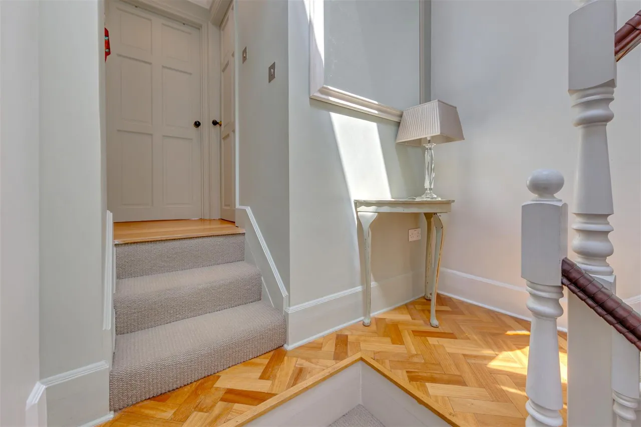 Oak Village, London, NW5, photo 8