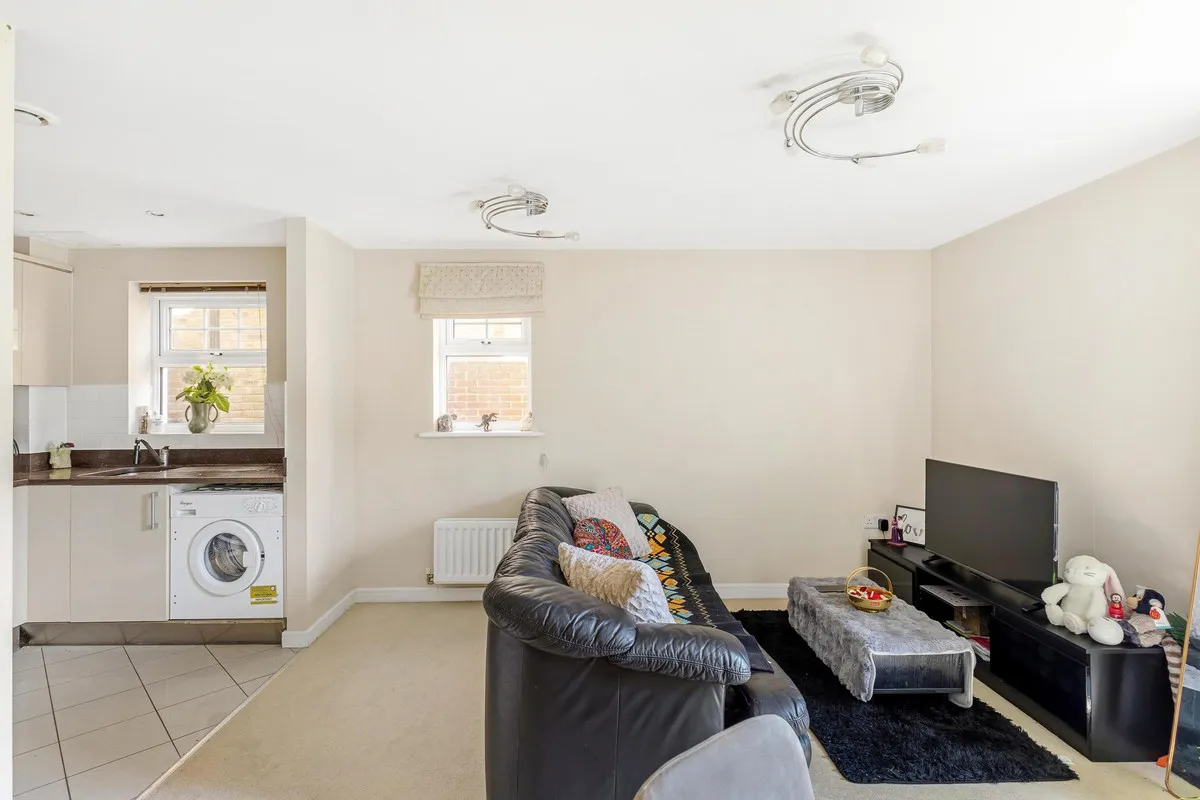 Morden, SM4, photo 12