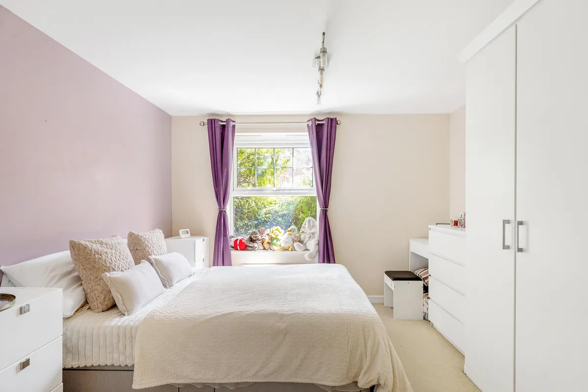 Morden, SM4, photo 8