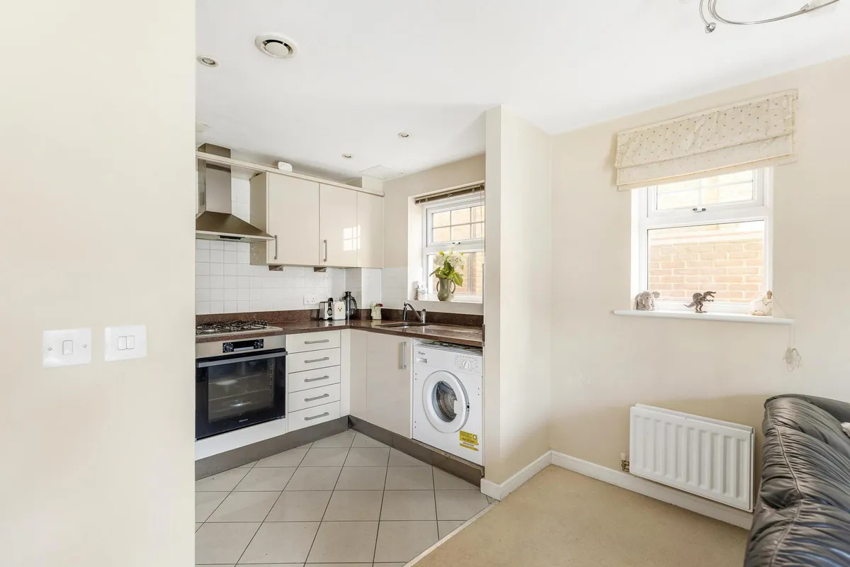 Morden, SM4, photo 15