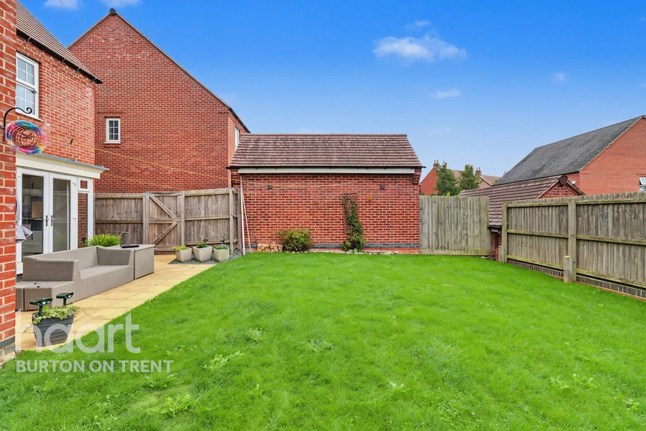 Galloway Road, Burton-On-Trent, DE15, photo 42