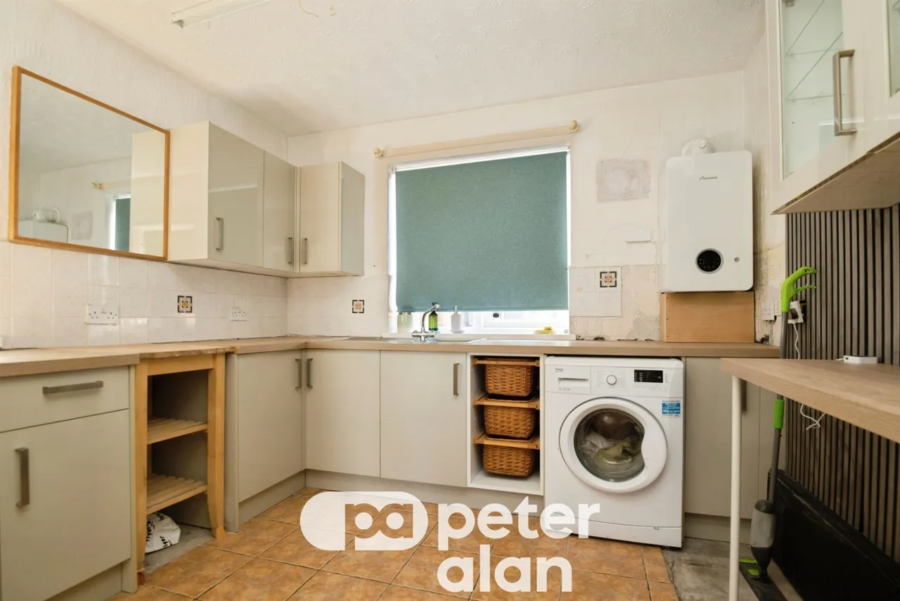 John Ireland Close, Newport, NP19, photo 3