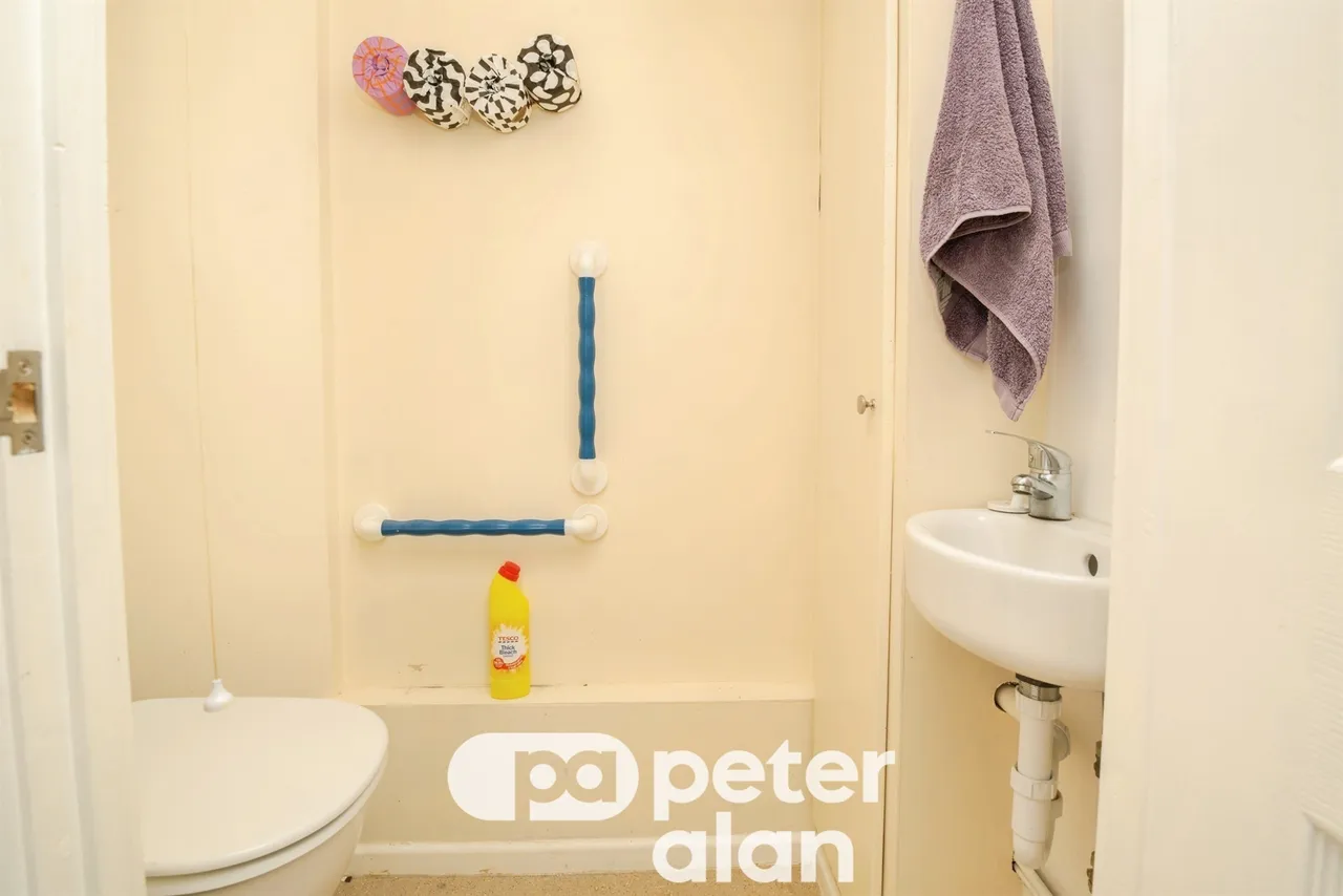 John Ireland Close, Newport, NP19, photo 7