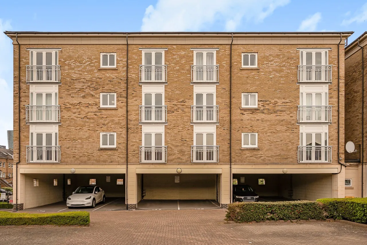 Millennium Drive, London, E14, photo 14
