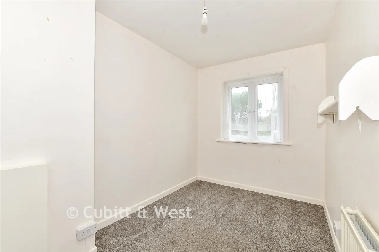 Kent Road, Chichester, PO19, photo 9