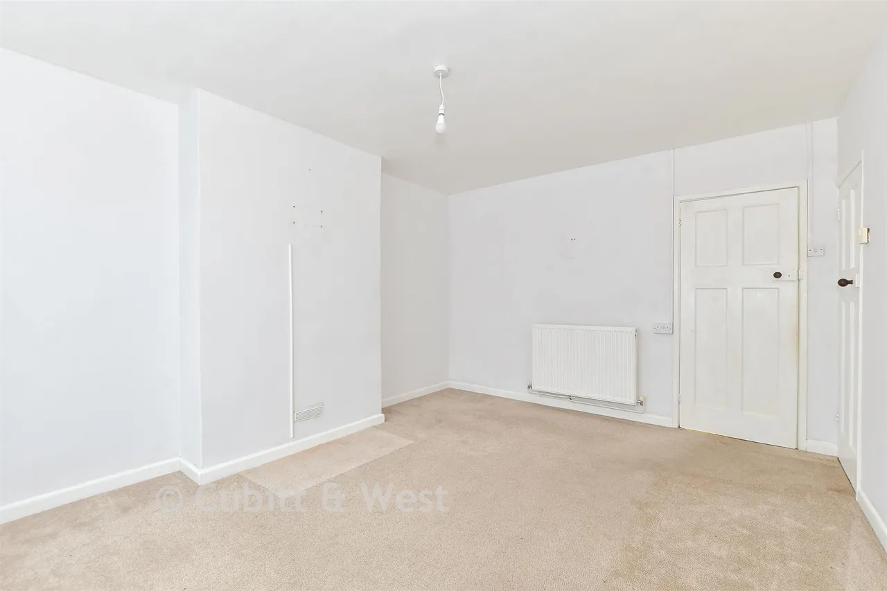 Kent Road, Chichester, PO19, photo 5