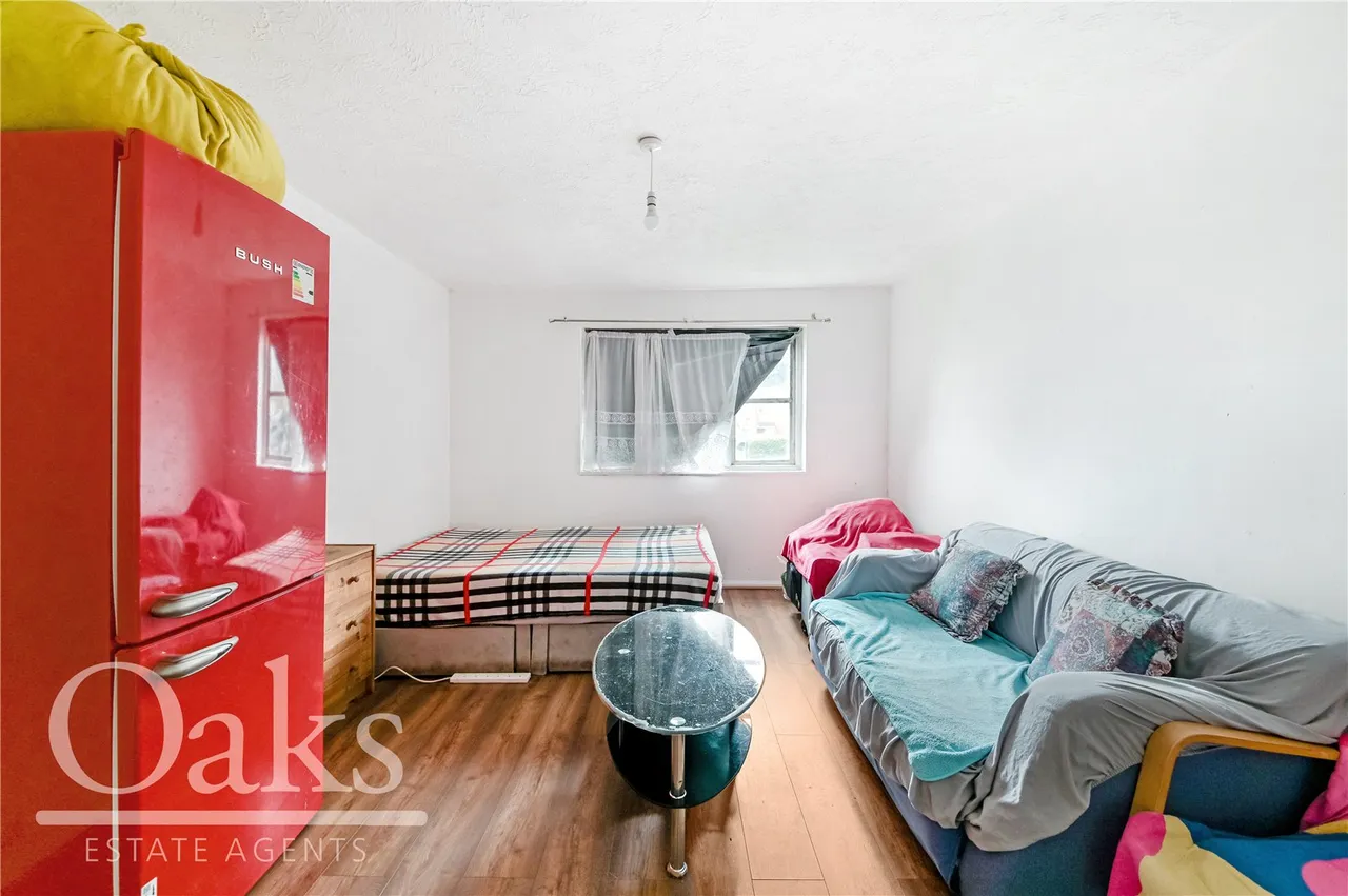 Kennedy Close, Mitcham, CR4, photo 6