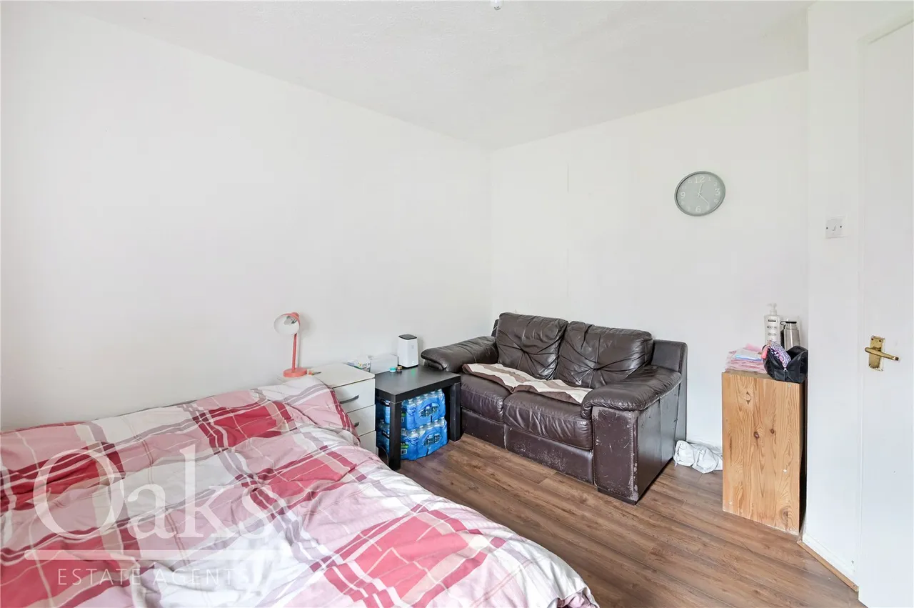 Kennedy Close, Mitcham, CR4, photo 4