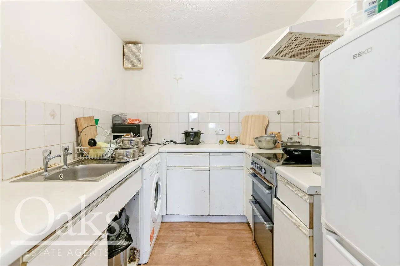 Kennedy Close, Mitcham, CR4, photo 3