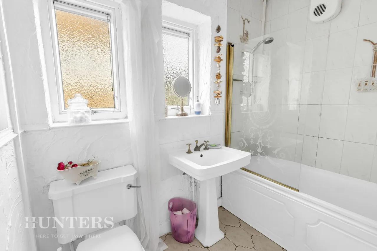 Oakcliffe Road, Smallbridge, OL12, photo 18
