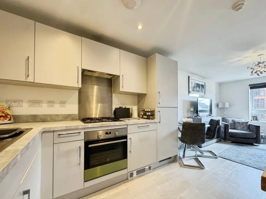 Webster Close, Bracknell, RG12, photo 2