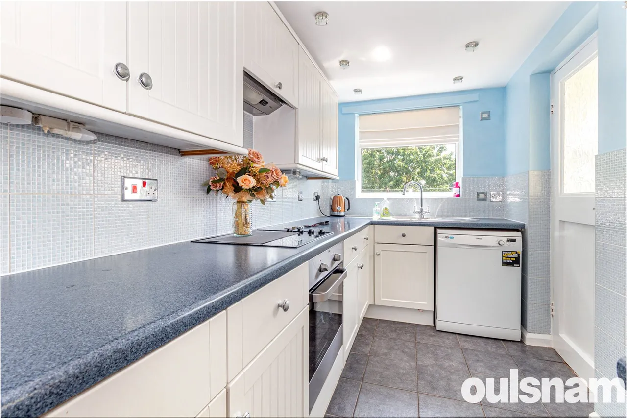 Middlemore Road, Northfield, Birmingham, West Midlands, B31 3UW, photo 3