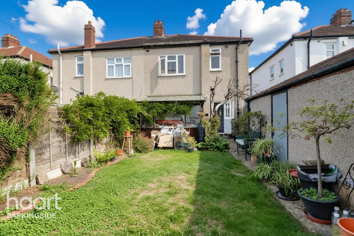 Rosedene Gardens, Gants Hill, IG2, photo 19