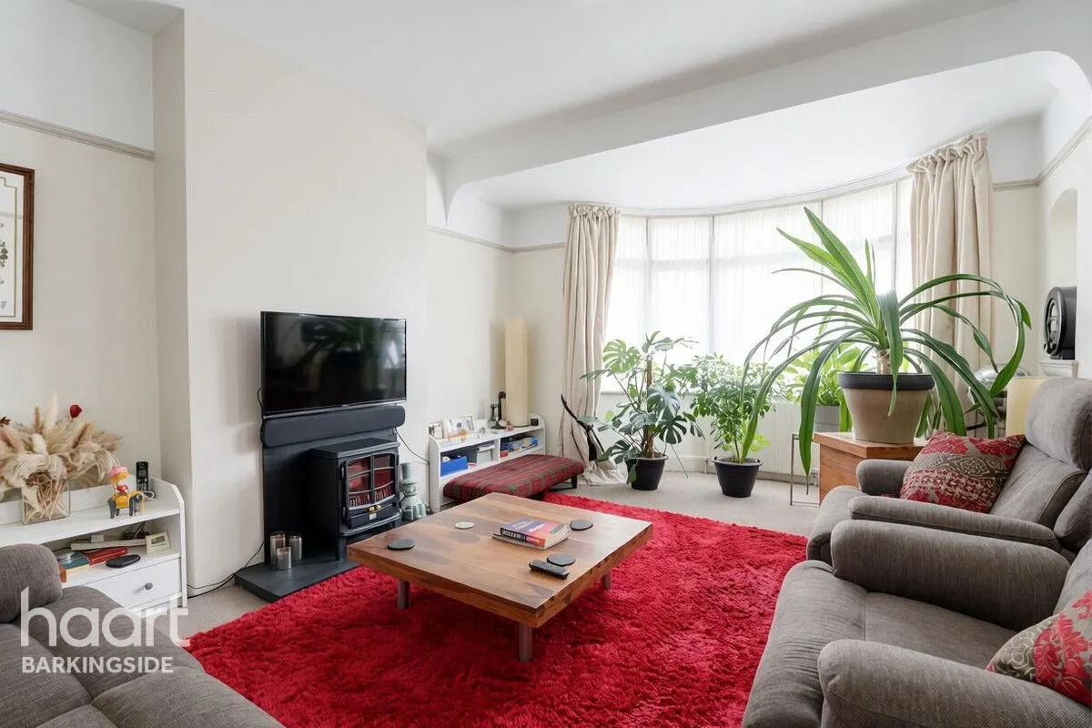 Rosedene Gardens, Gants Hill, IG2, photo 5