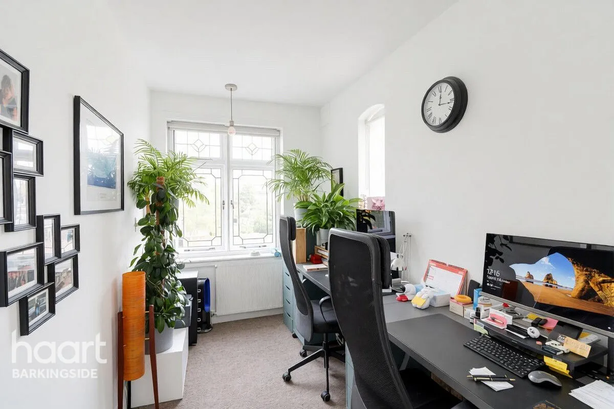 Rosedene Gardens, Gants Hill, IG2, photo 13