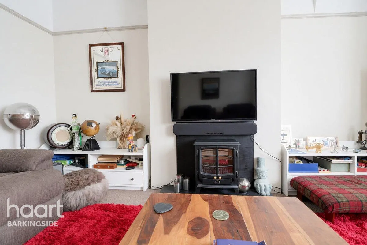 Rosedene Gardens, Gants Hill, IG2, photo 8