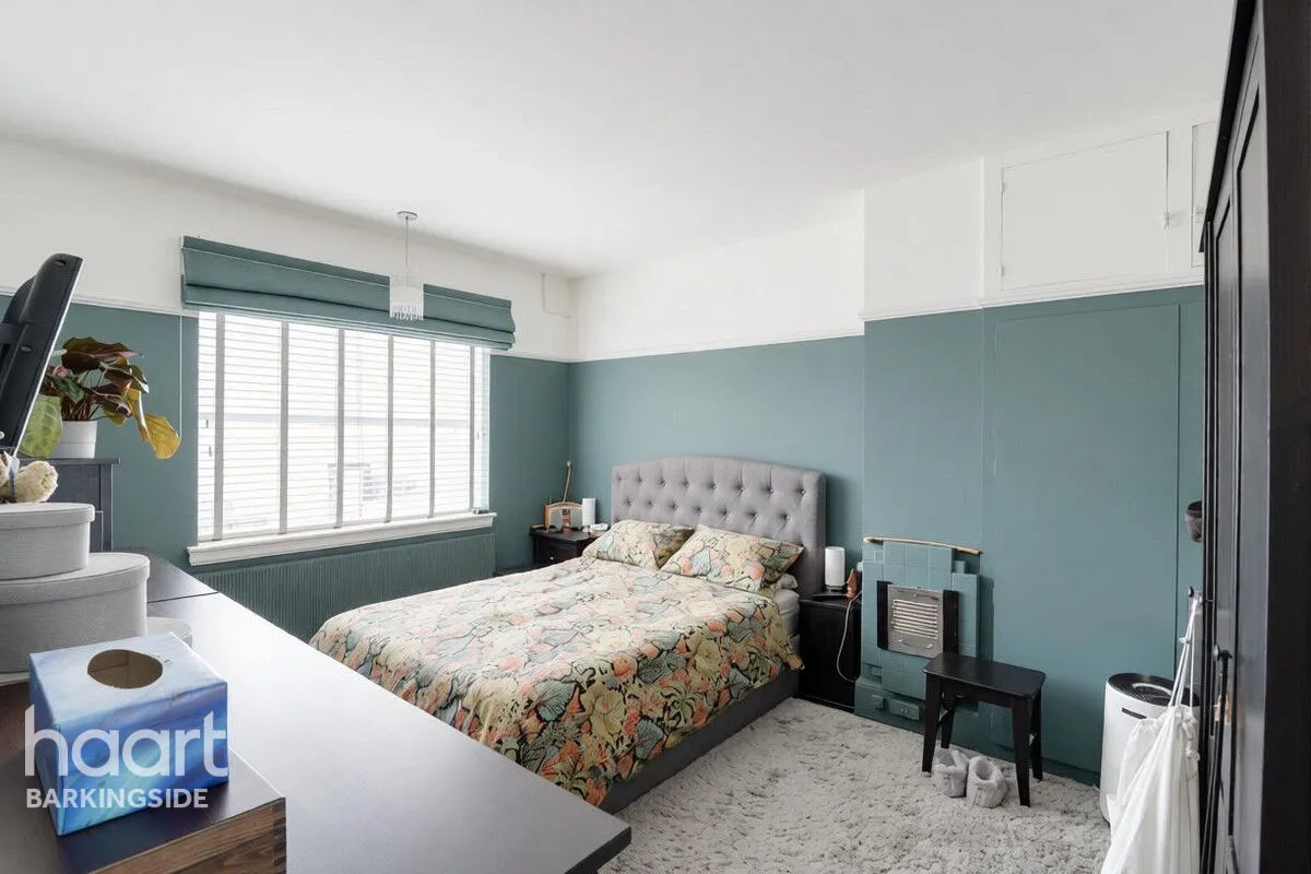 Rosedene Gardens, Gants Hill, IG2, photo 12