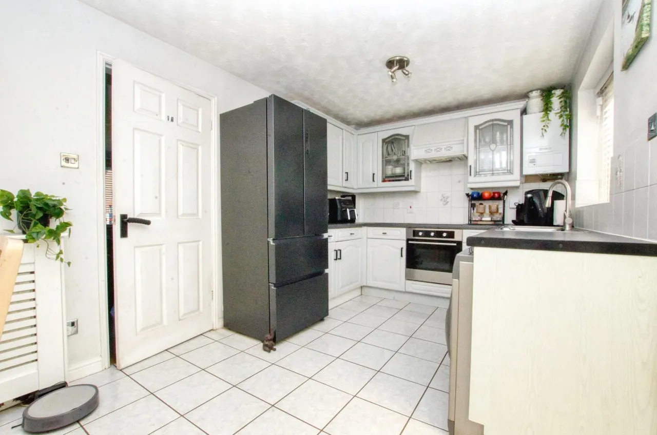 Rothschild Close, Southampton, SO19 9TE, photo 4