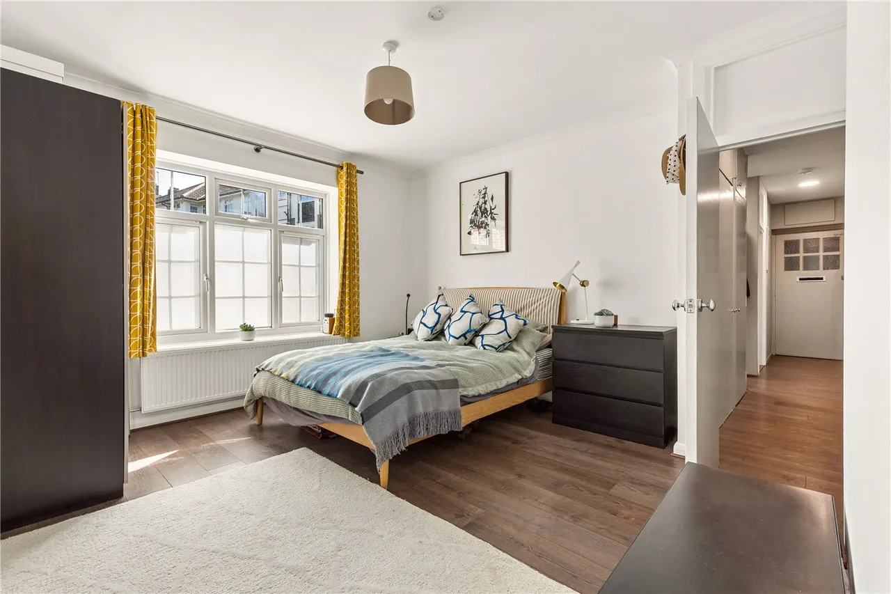 Fountain Road, London, SW17, photo 9