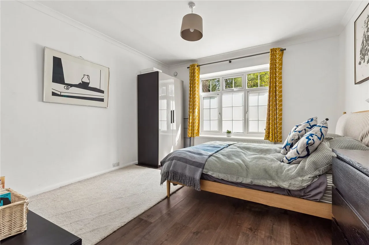 Fountain Road, London, SW17, photo 8