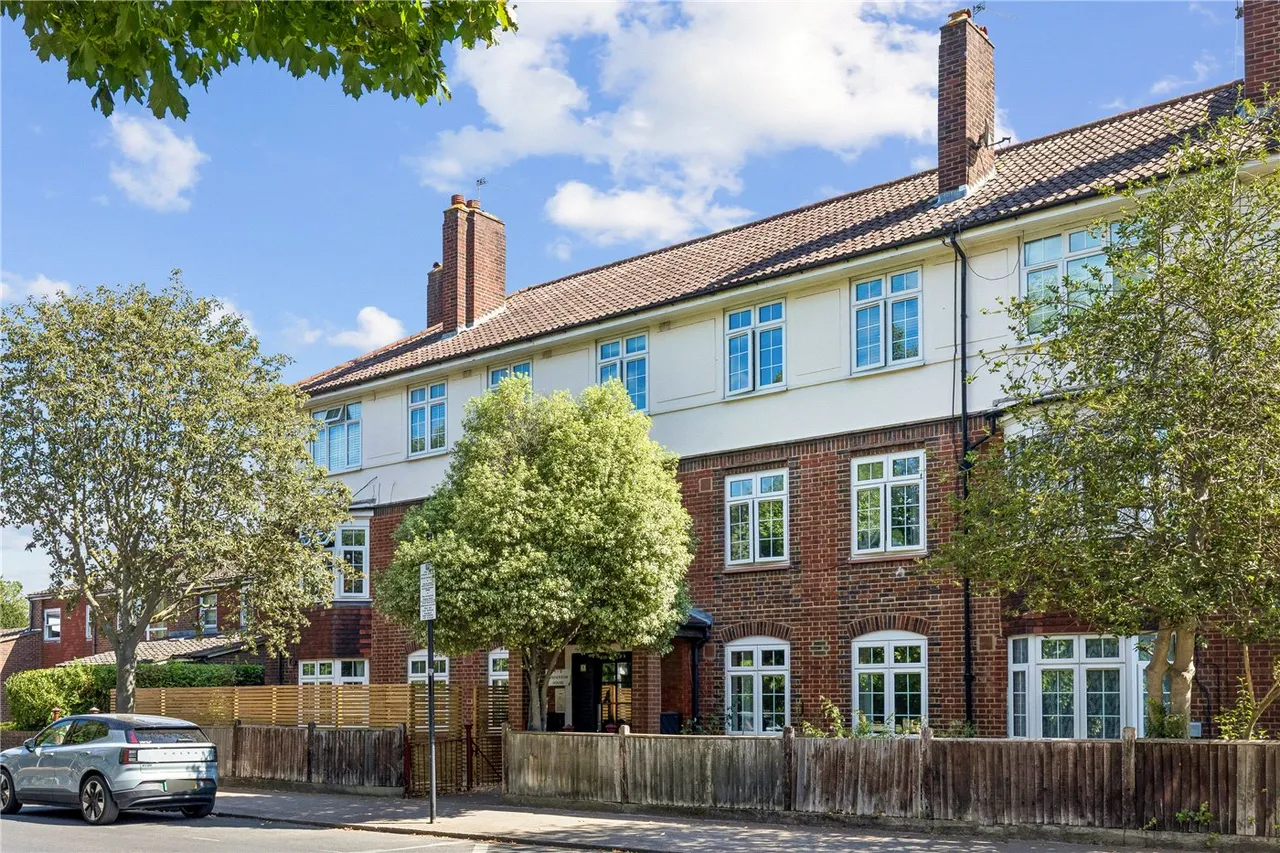 Fountain Road, London, SW17, photo 12