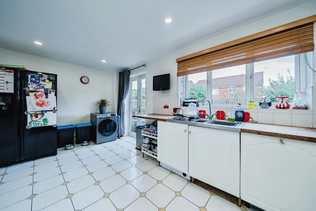 Malmesbury Park, Runcorn, WA7, photo 6