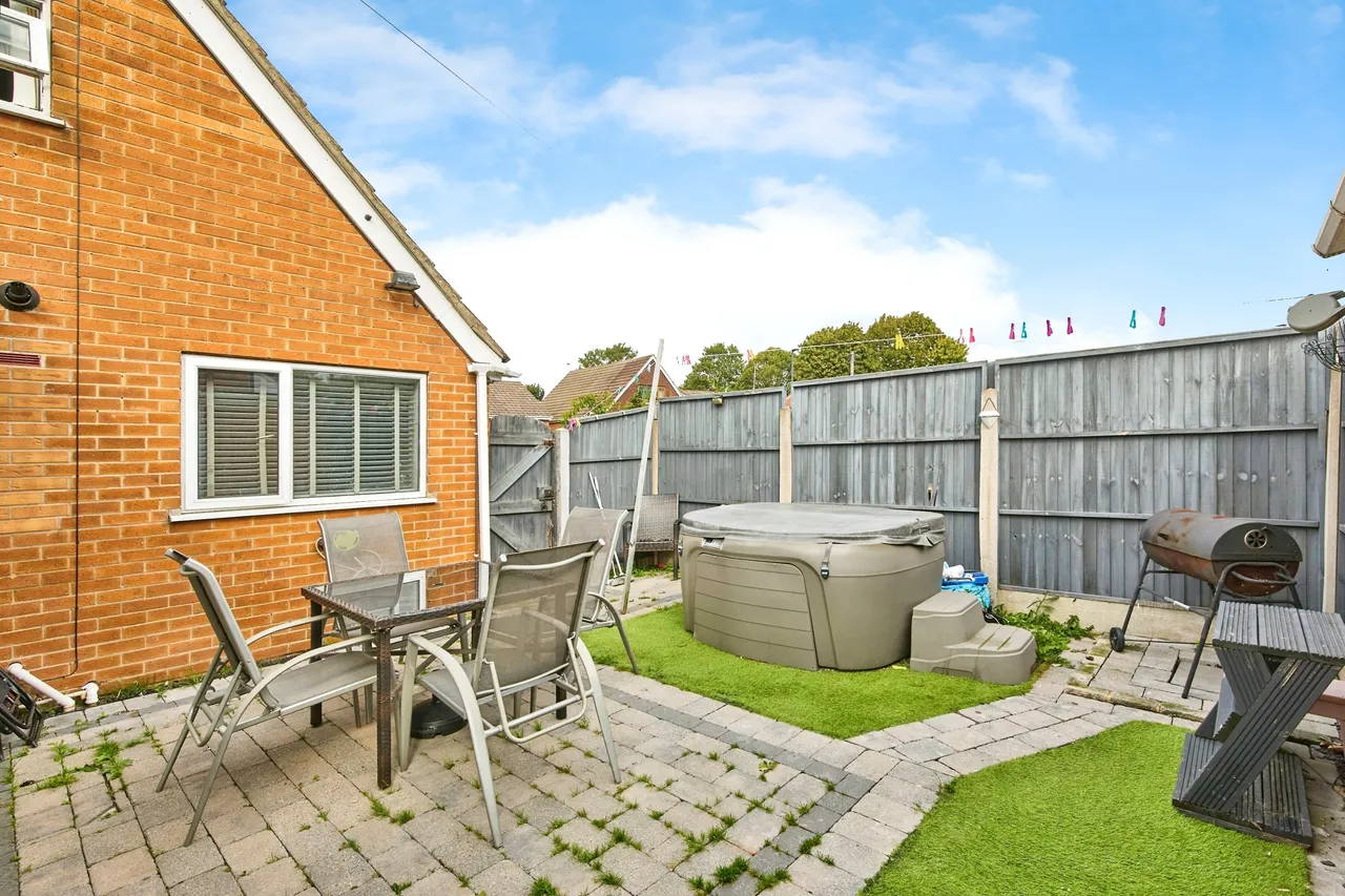 Jasmine Close, Derby, photo 10