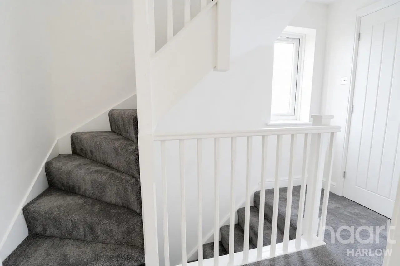 Challinor, Harlow, CM17, photo 10