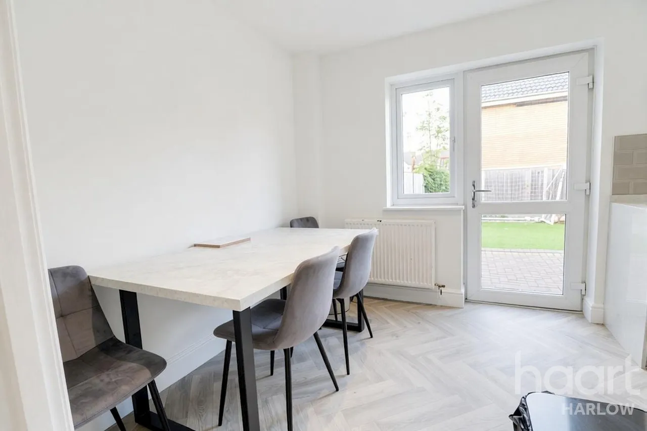 Challinor, Harlow, CM17, photo 9