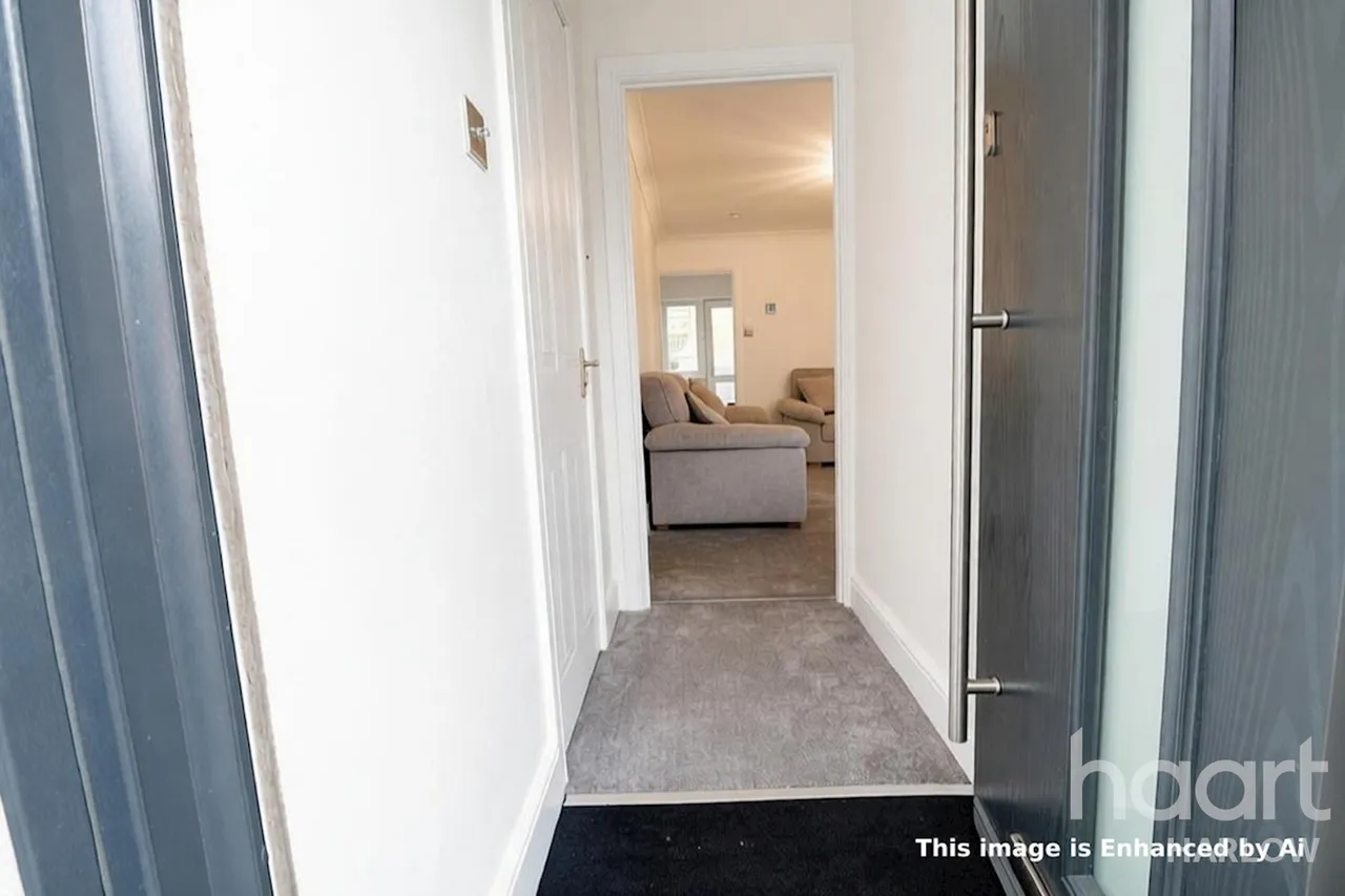 Challinor, Harlow, CM17, photo 5