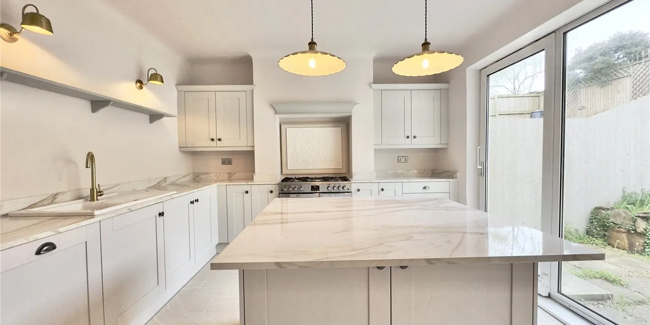 Pensby Road, Heswall, CH60, photo 6