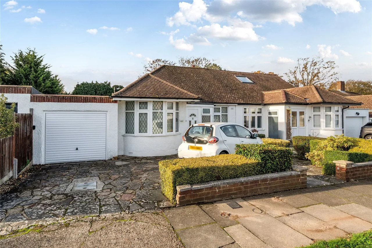 3 bed house for sale — Oregon Square, Orpington, BR6