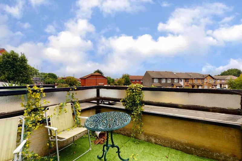 Belgrave Walk, Mitcham CR4 3QB, photo 4