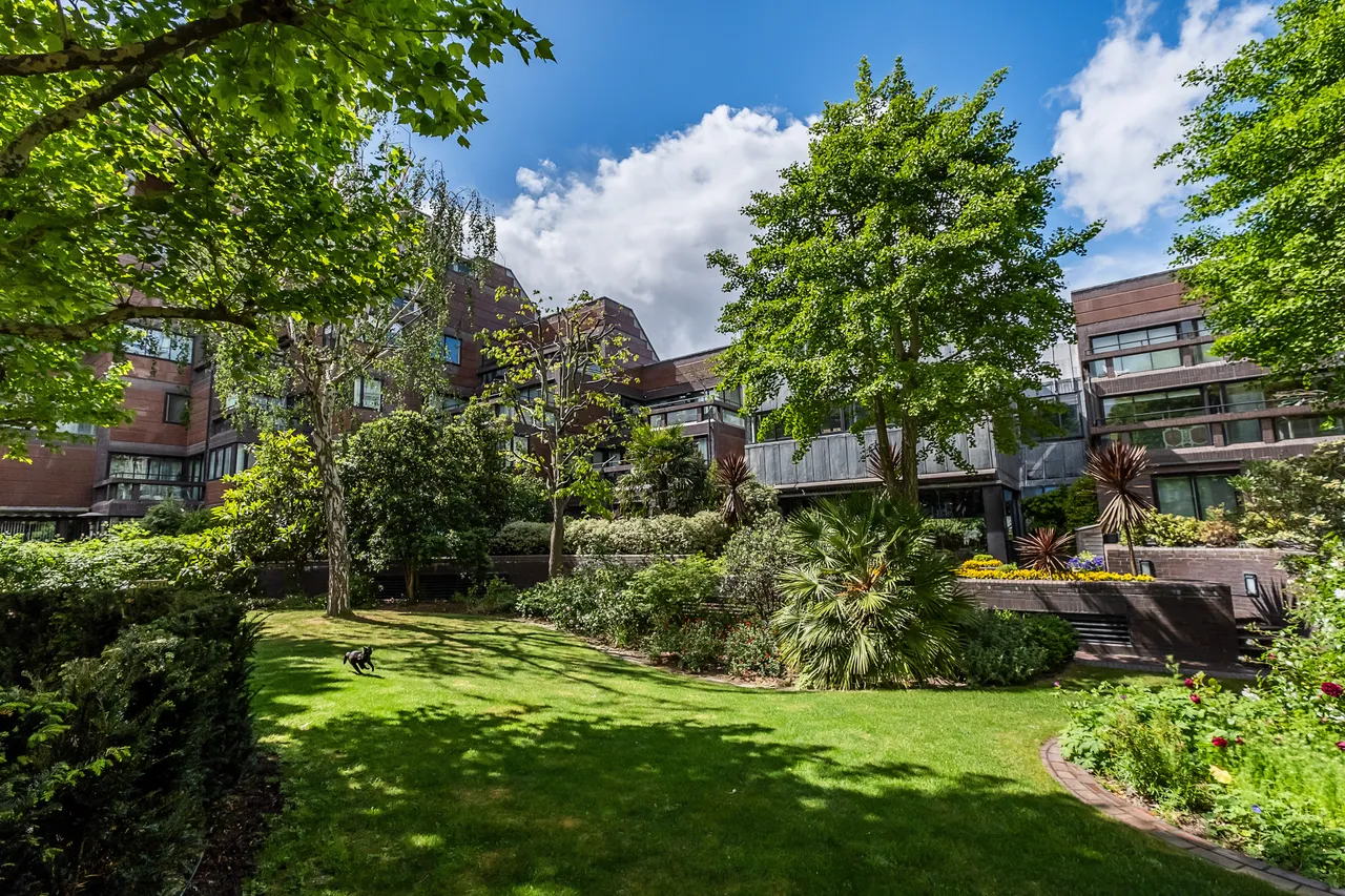 Grosvenor Road, London, SW1V, photo 4