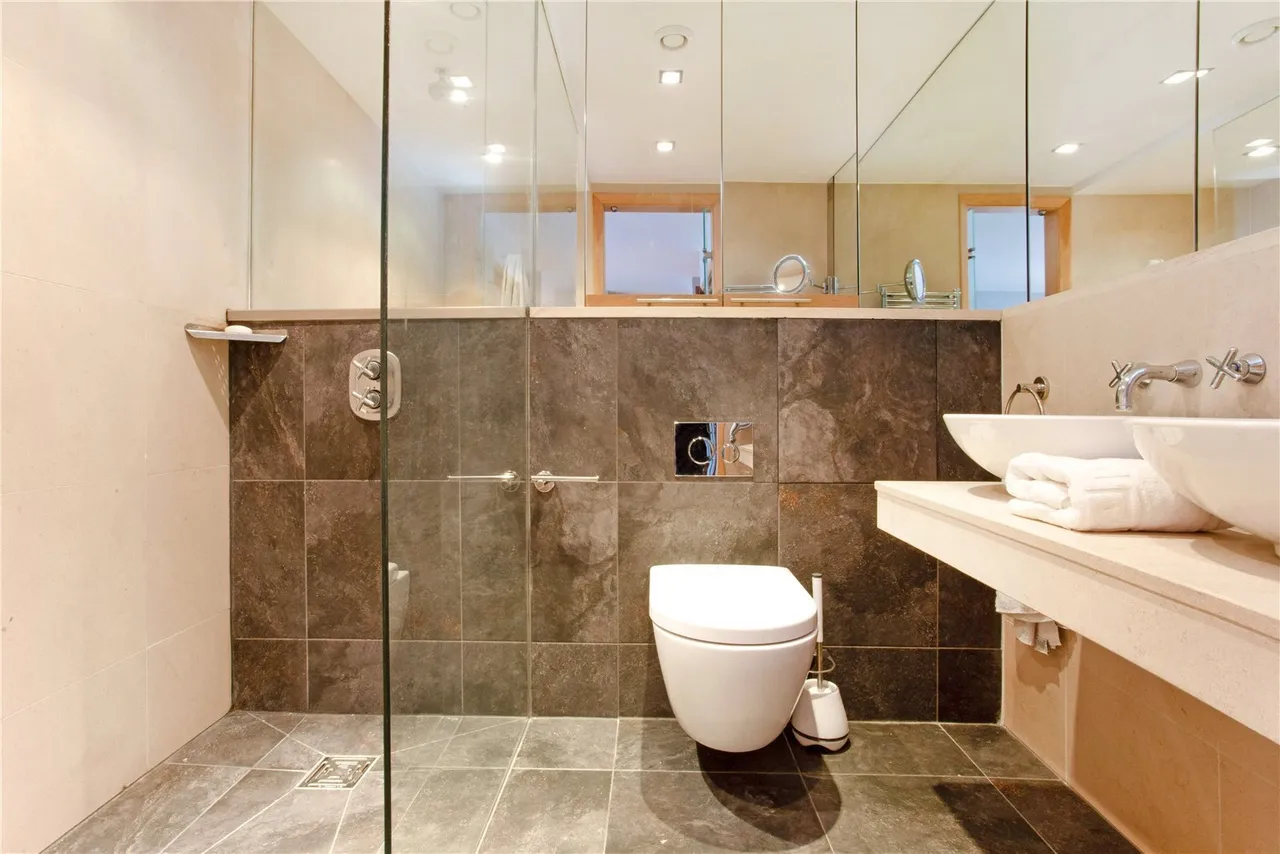 Grosvenor Road, London, SW1V, photo 8