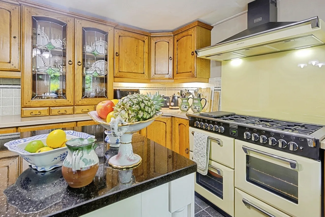Netherwood Road, Burnley, Lancashire, BB10, photo 10