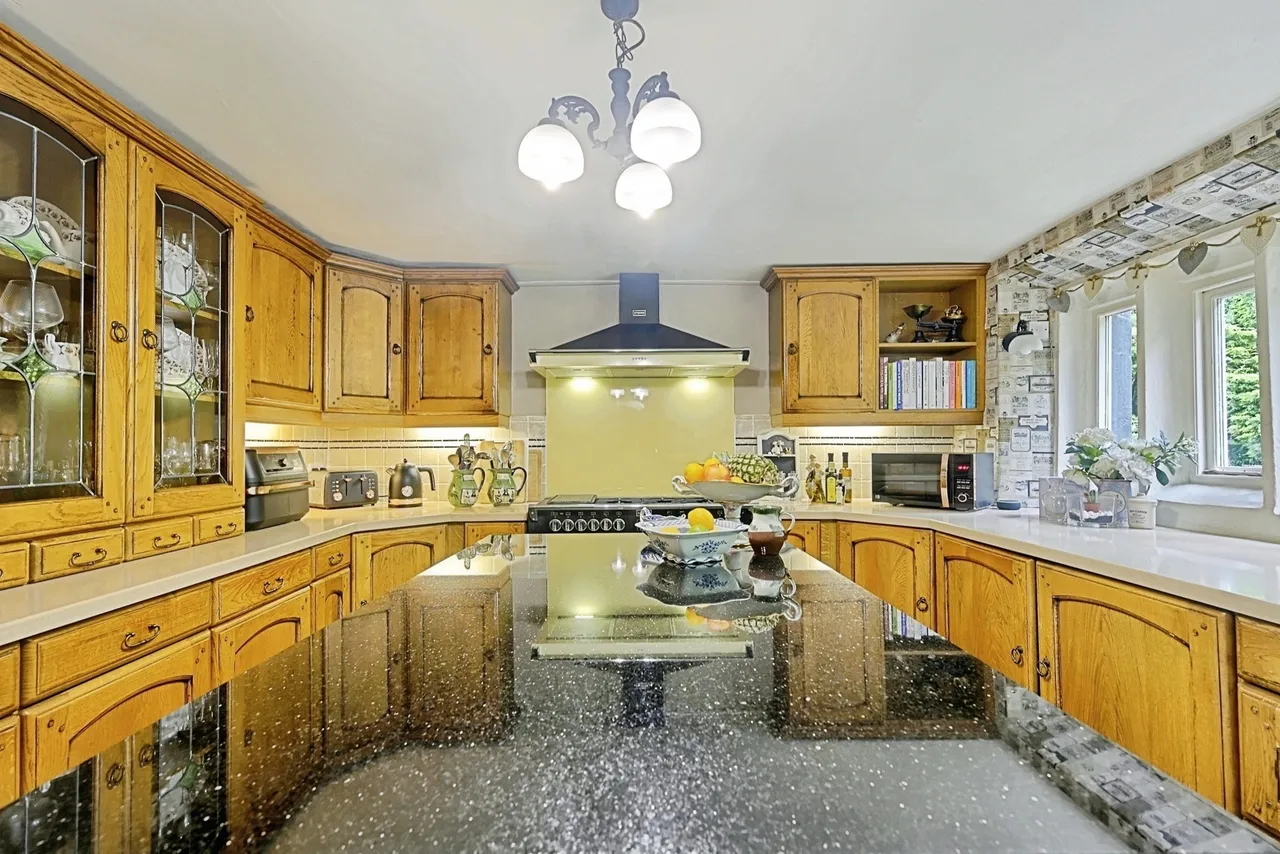 Netherwood Road, Burnley, Lancashire, BB10, photo 8