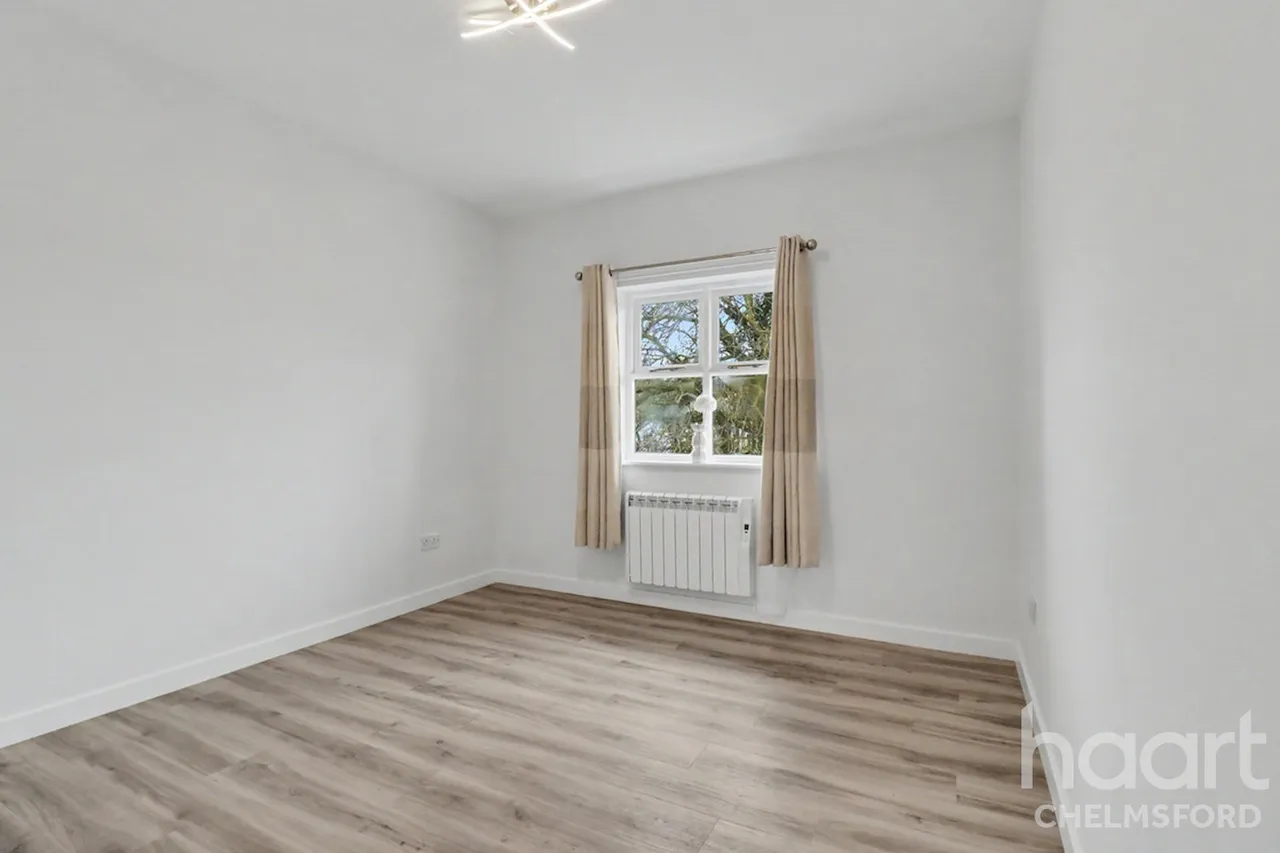 Stapleford Close, Chelmsford, CM2, photo 8