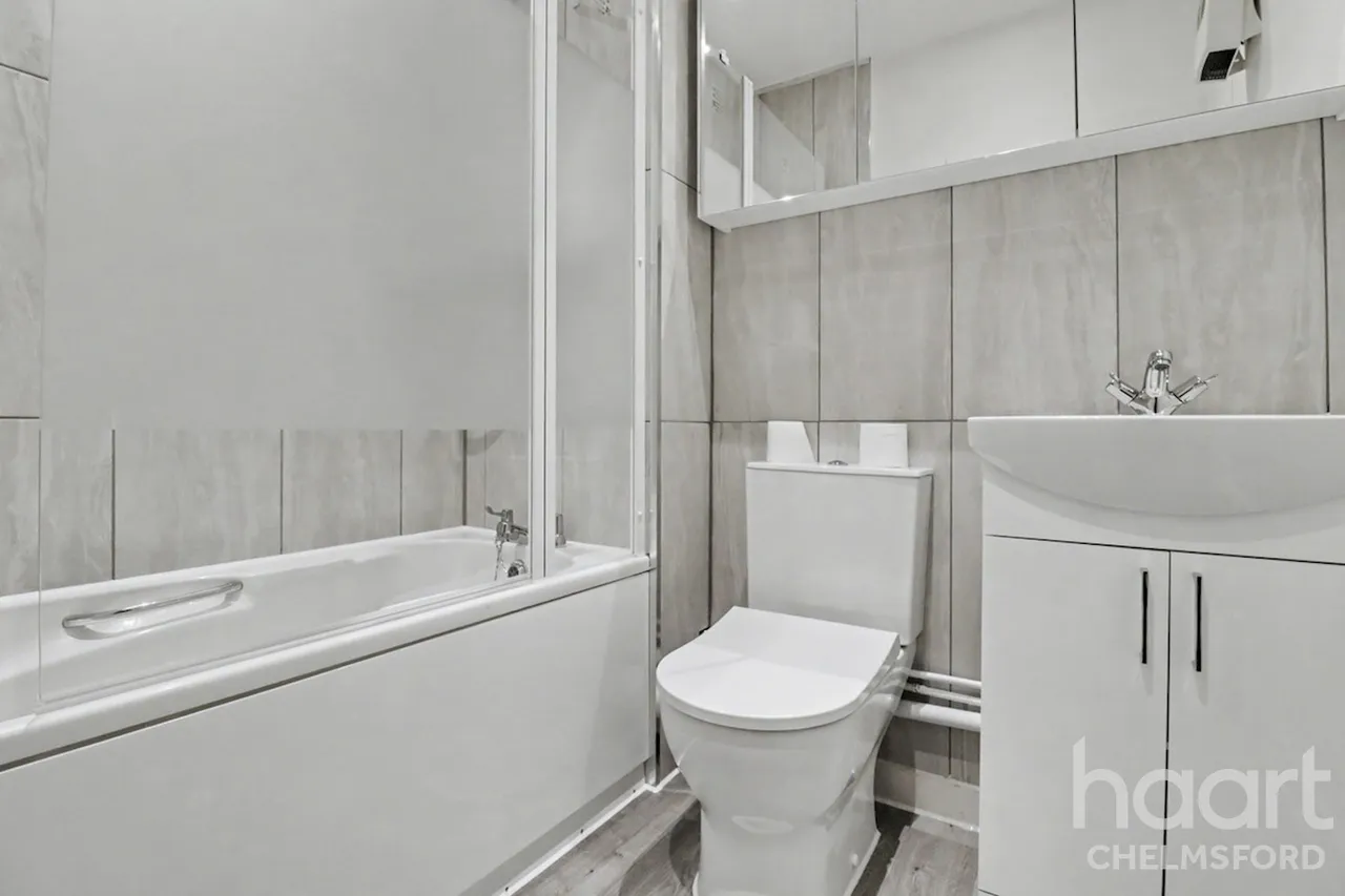 Stapleford Close, Chelmsford, CM2, photo 11