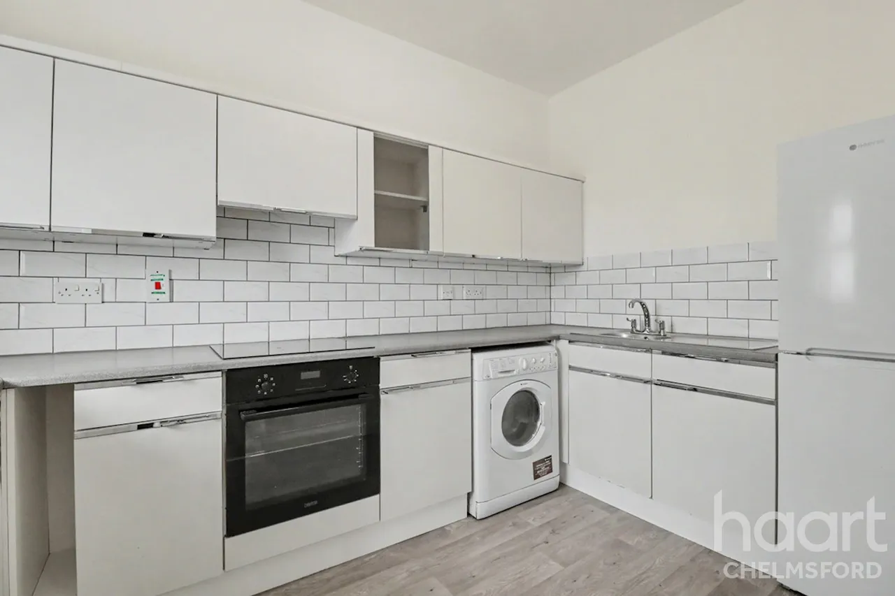 Stapleford Close, Chelmsford, CM2, photo 4