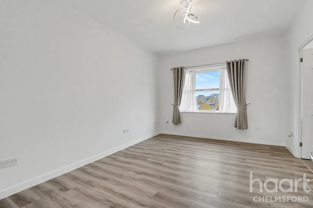 Stapleford Close, Chelmsford, CM2, photo 5