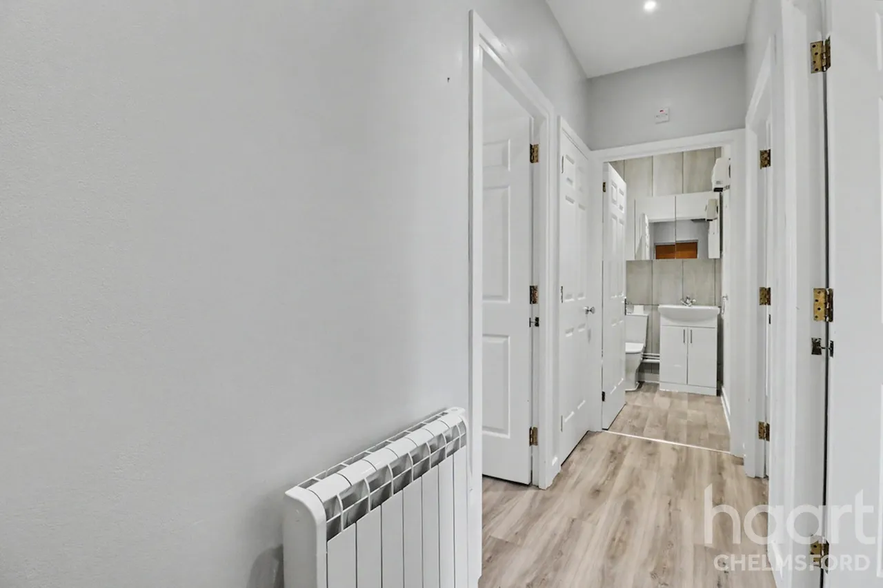 Stapleford Close, Chelmsford, CM2, photo 2