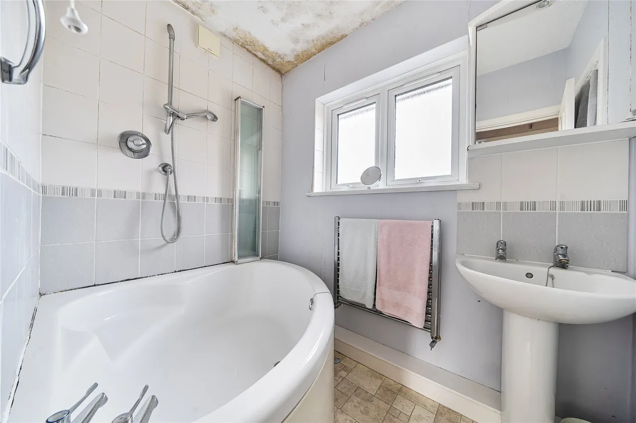 Broomhill Road, Orpington, BR6, photo 17