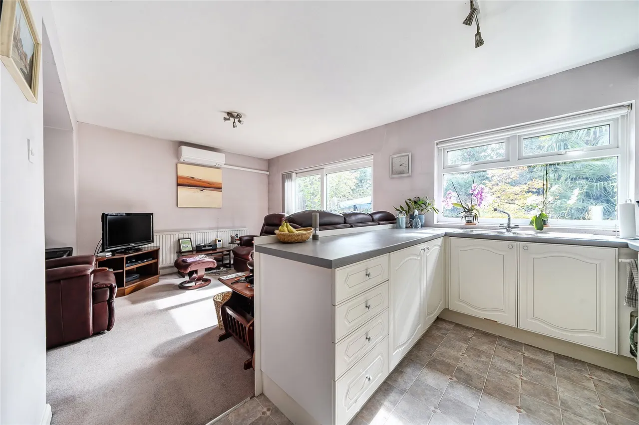 Broomhill Road, Orpington, BR6, photo 6