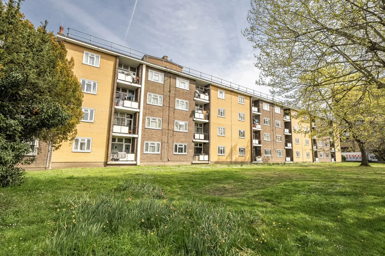 Bromley Road, SE6, photo 9