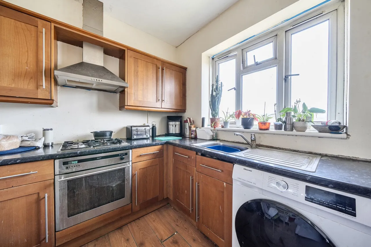 Bromley Road, SE6, photo 5