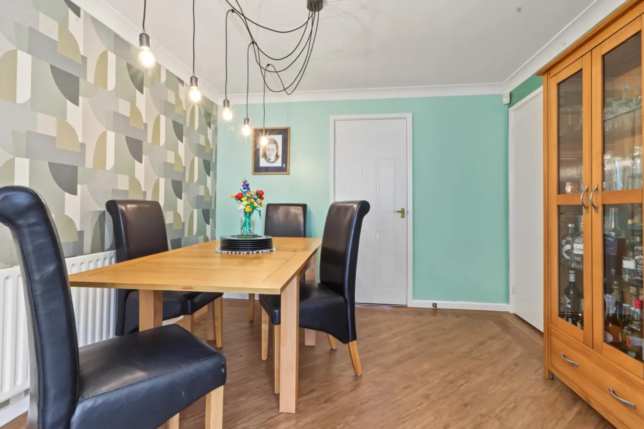 Sudbourne Close, Packmoor, ST6, photo 4