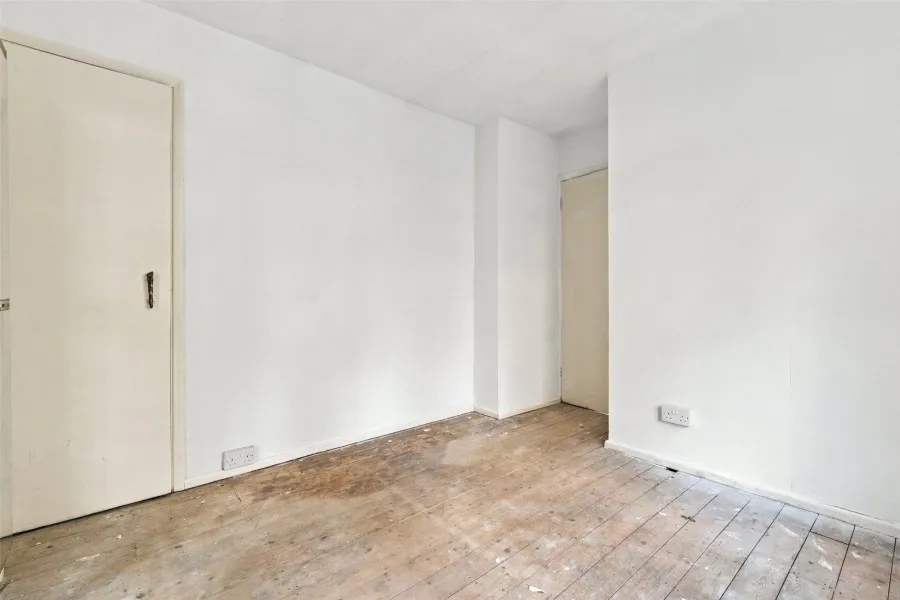with 3 bedrooms in Matching Green, Harlow, CM17, photo 23