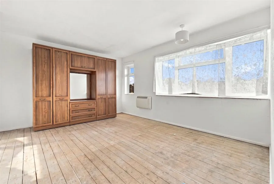 with 3 bedrooms in Matching Green, Harlow, CM17, photo 8